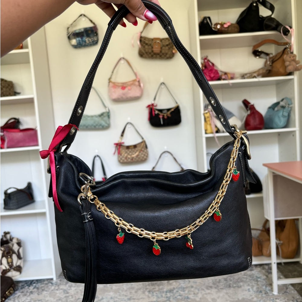 Y2K Coach Black Leather Hampton Shoulder Bag 🍒